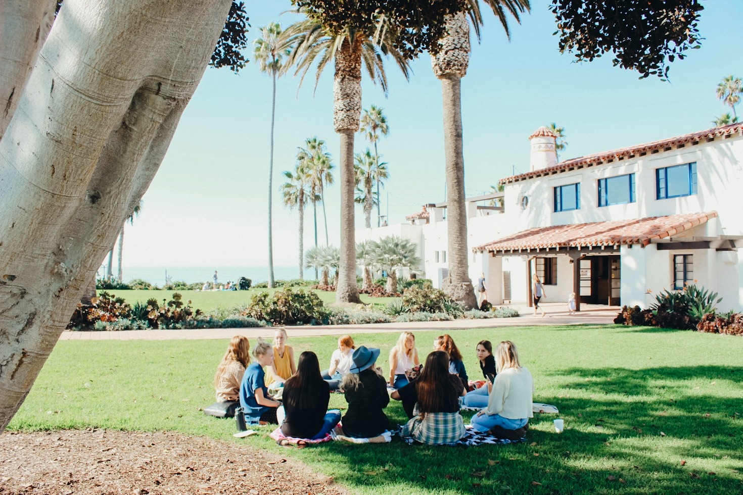 10 Essential Resources for Overcoming Housing Insecurity